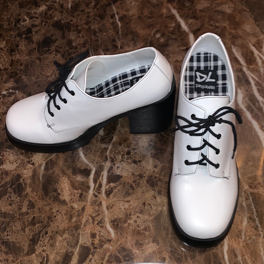 Dirty Laundry Platform white lace up shoes